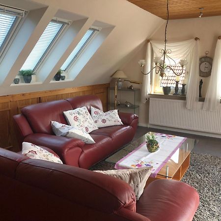 Wohlfuehlen In Gepflegter 70 Qm Oberwohnung Marienhafe Екстериор снимка