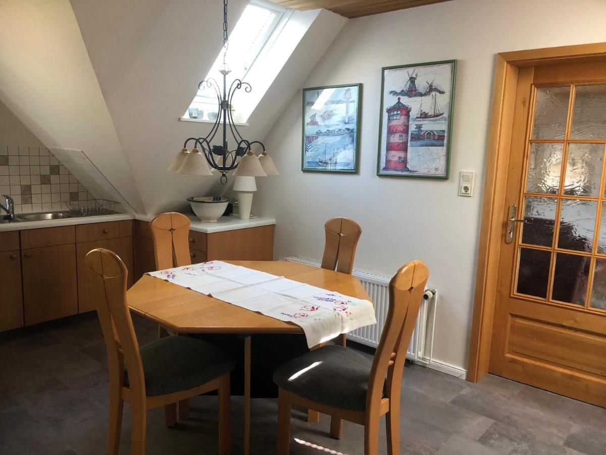 Wohlfuehlen In Gepflegter 70 Qm Oberwohnung Marienhafe Екстериор снимка